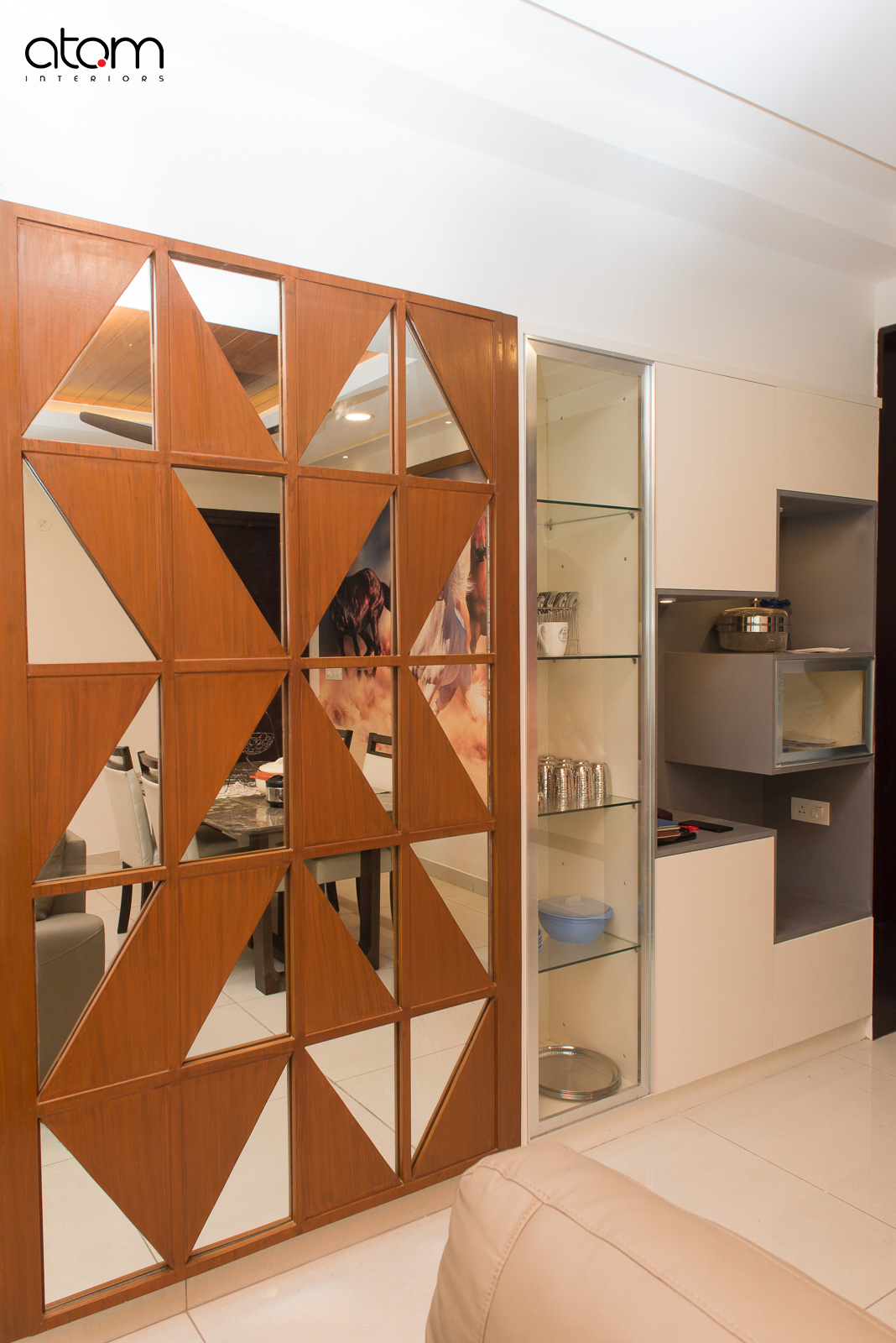 Paneling 2
